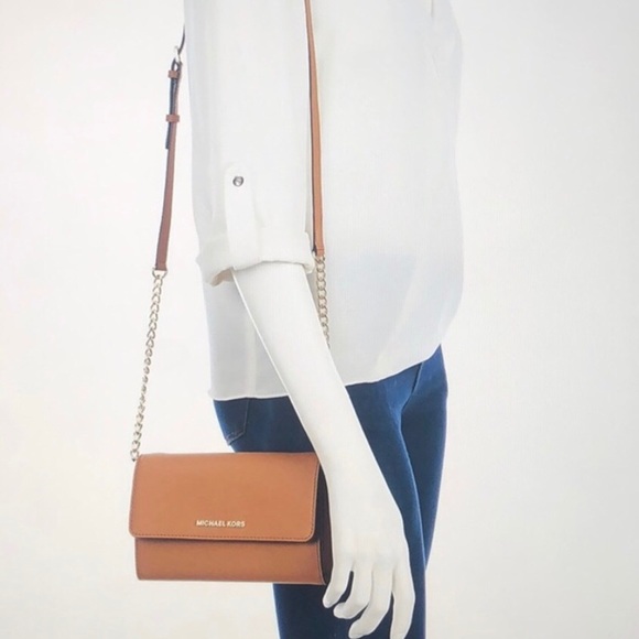 Michael Kors Crossbody Bag Saffiano Leather - Picture 3 of 8